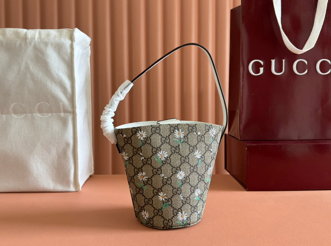 Floral Monogram Bucket Bag – Mini Shoulder Bag with Daisy Print