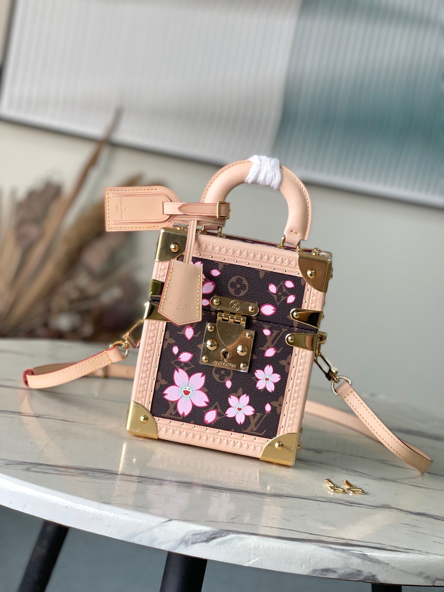 Floral Trunk Crossbody – Vintage-Inspired Box Bag with Gold Accents